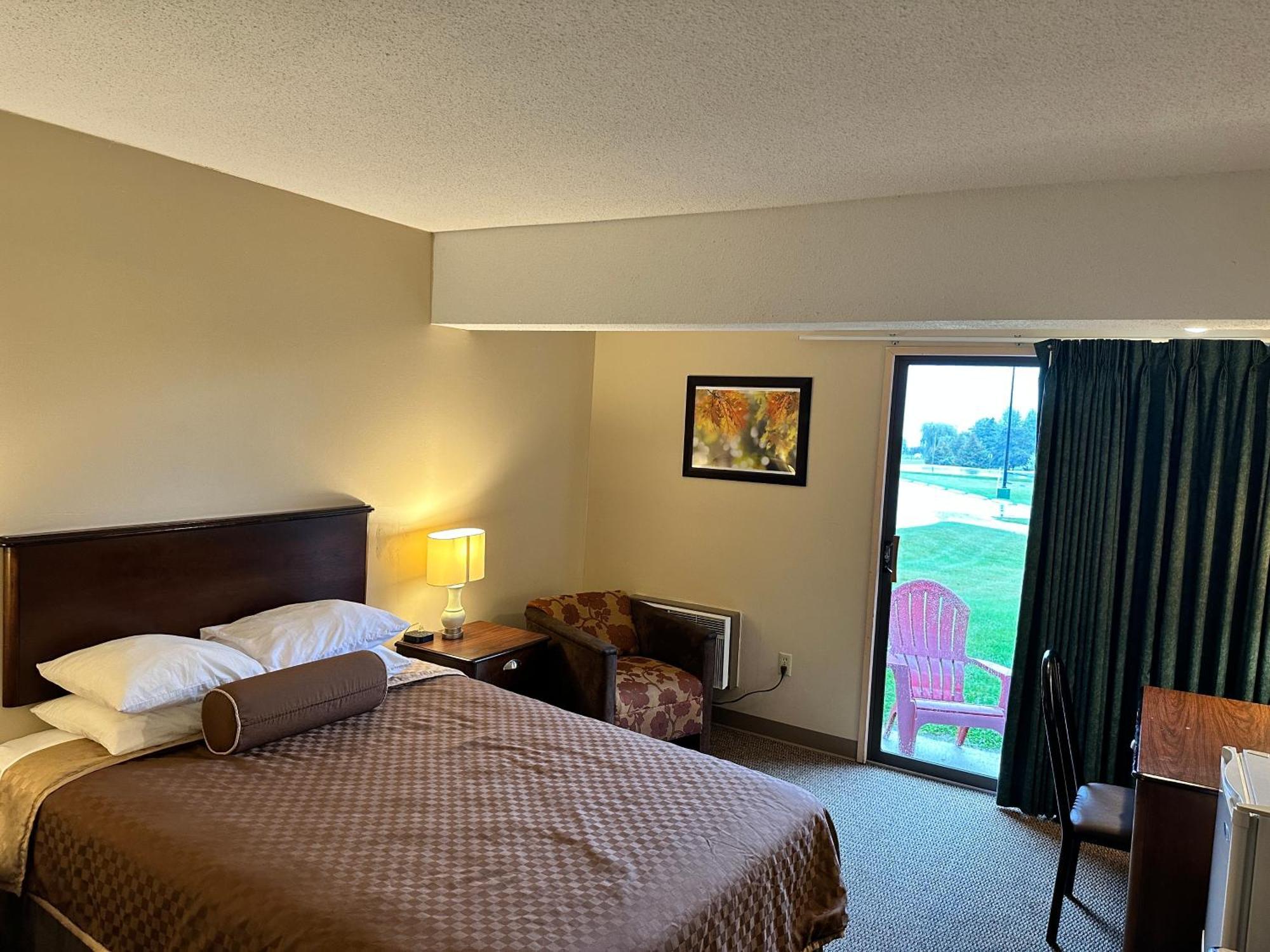 Cedar Hill Lodge Saint Ignace Exteriér fotografie